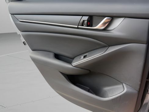 Used 2020 Honda Accord Sport image 23
