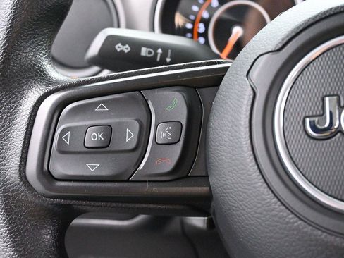 Used 2023 Jeep Wrangler Sport AWD/4WD image 17