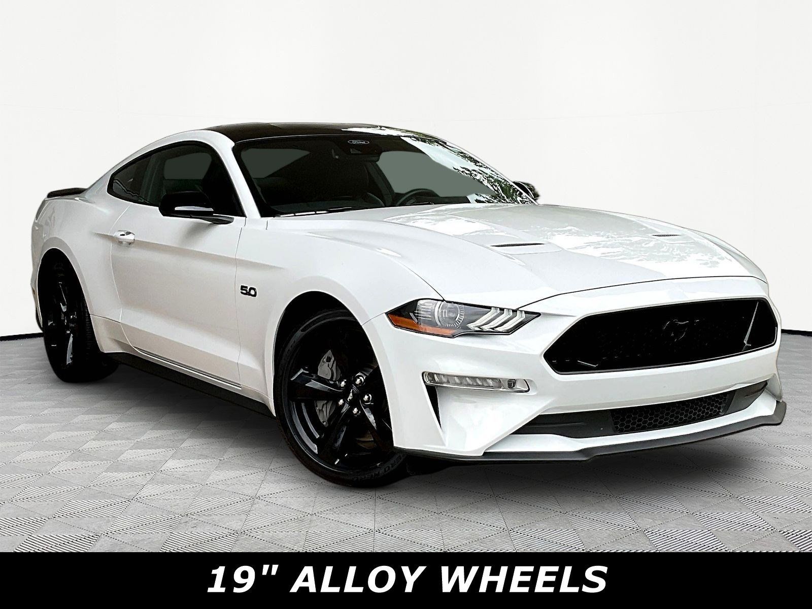 Used 2021 Ford Mustang GT Premium w/ Black Accent Package RWD image 3