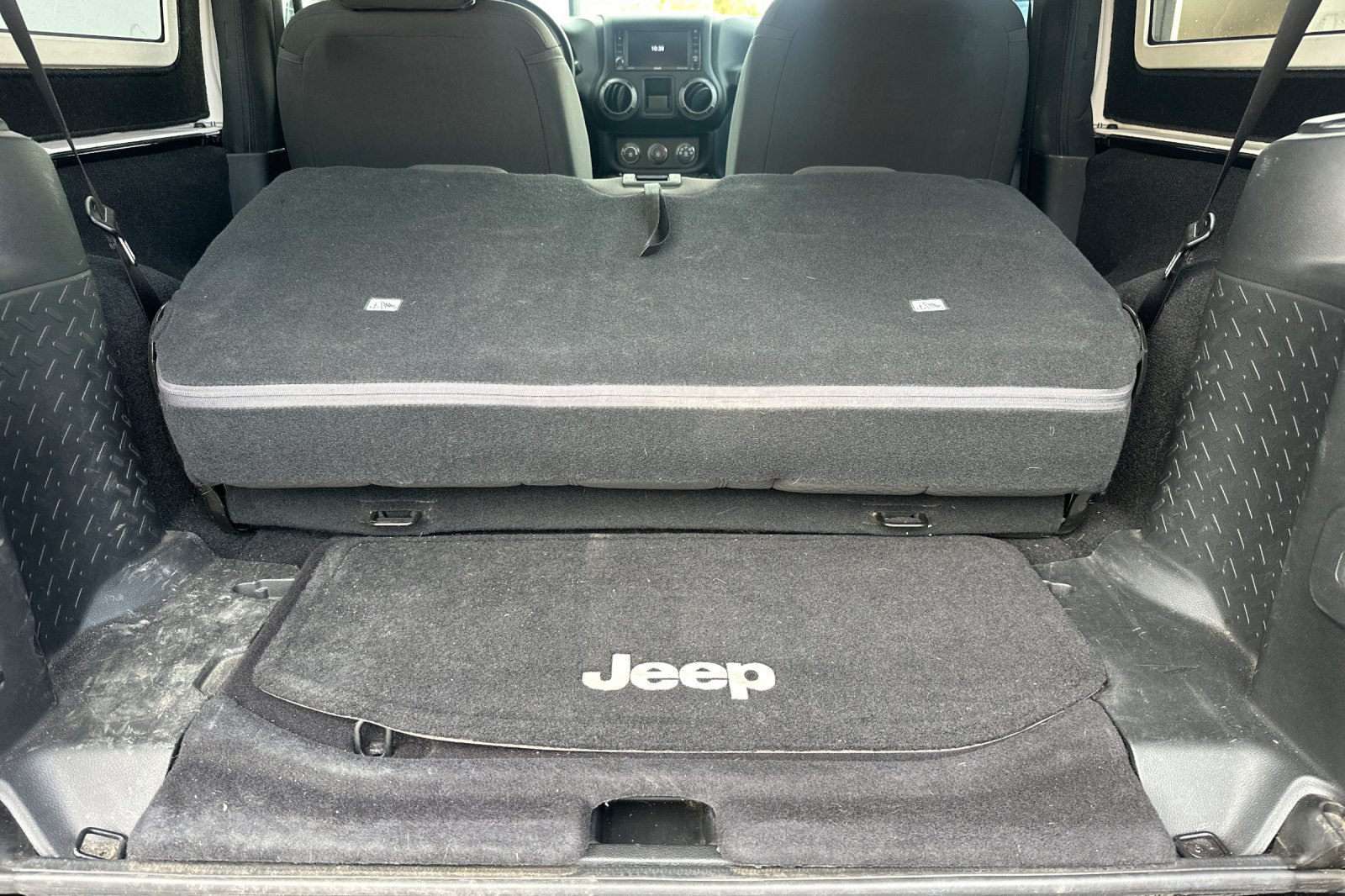 Used 2016 Jeep Wrangler Sport AWD/4WD image 16