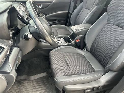 Used 2020 Subaru Forester Premium AWD/4WD image 22
