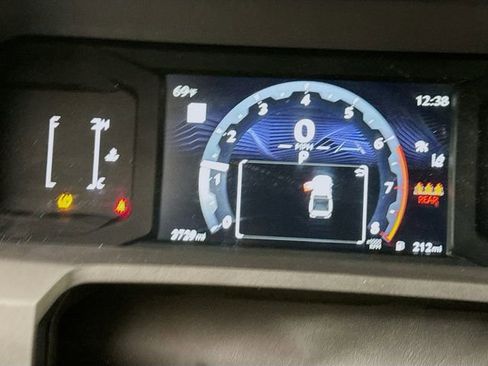 Used 2025 Toyota Tacoma SR5 image 12