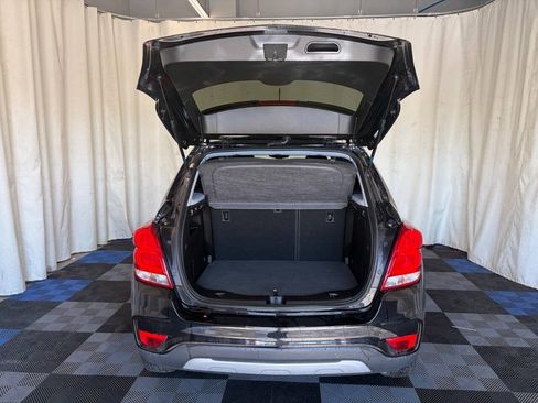 Used 2019 Chevrolet Trax LT FWD image 10