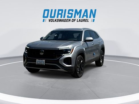 New 2026 Volkswagen Atlas Cross Sport SE image 4