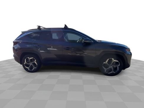 Used 2022 Hyundai Tucson Limited FWD image 3
