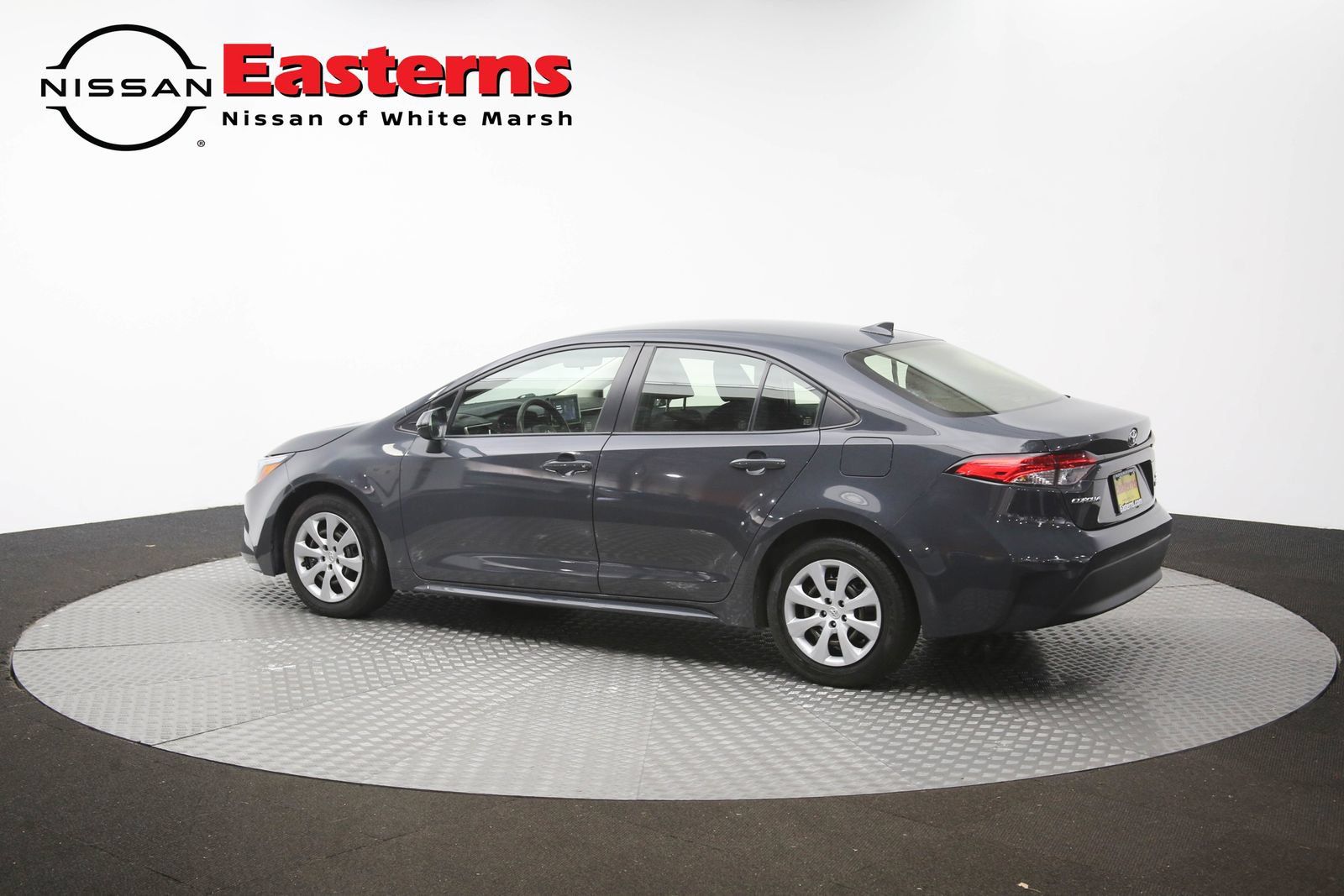 Used 2023 Toyota Corolla LE w/ Carpet Mat Package (TMS) FWD image 57