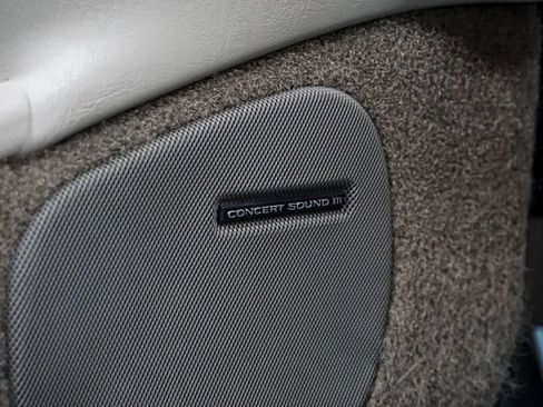 Used 2003 Buick Park Avenue Ultra FWD image 60