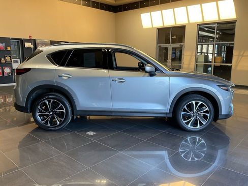 Used 2023 MAZDA CX-5 AWD 2.5 S w/ Premium Package image 7