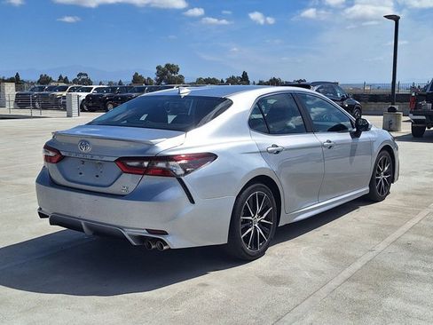 Used 2024 Toyota Camry SE w/ Cold Weather Package AWD/4WD image 5