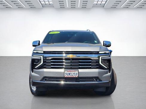 Used 2025 Chevrolet Tahoe Premier AWD/4WD image 2