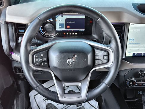 Used 2024 Ford Bronco Wildtrak AWD/4WD image 14