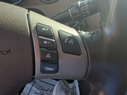 Used 2011 Chevrolet Malibu LTZ FWD image 26