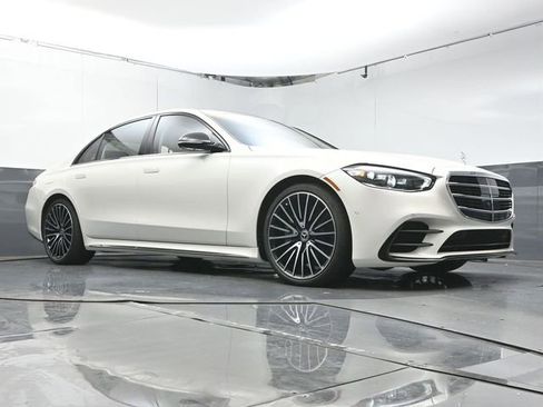 Used 2023 Mercedes-Benz S 500 4MATIC image 40