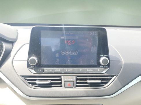Used 2021 Nissan Altima 2.5 SV FWD image 11