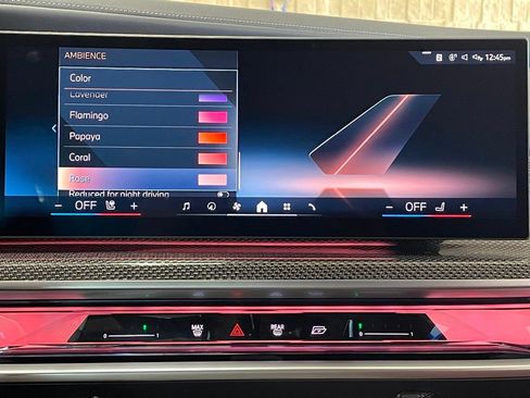 Used 2023 BMW i7 xDrive60 AWD/4WD image 41