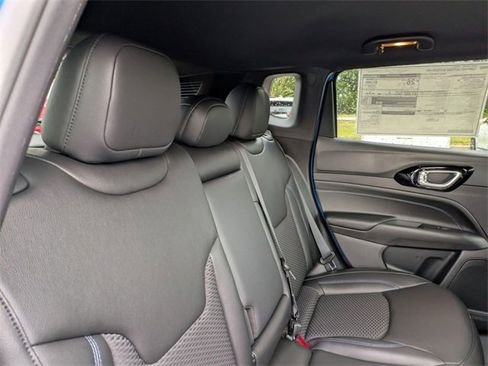 New 2026 Jeep Compass Latitude image 35