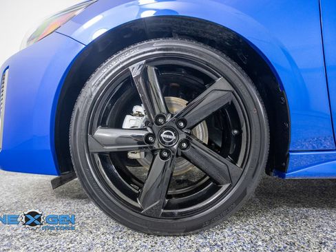 Used 2024 Nissan Sentra SR FWD image 46