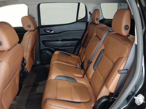 Certified 2017 GMC Acadia SLT image 12