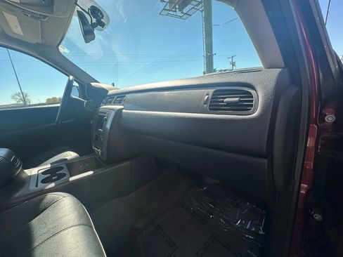 Used 2008 Chevrolet Avalanche LT image 23