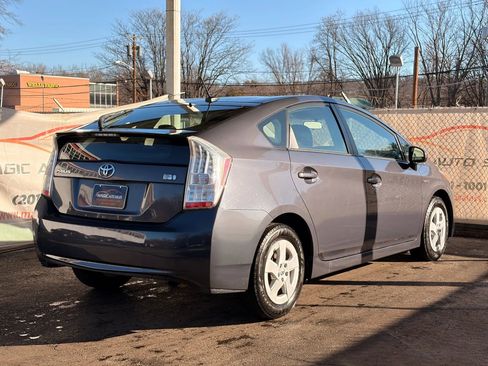 Used 2011 Toyota Prius Two image 11