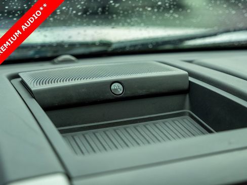 Used 2020 Ford F350 Lariat w/ Lariat Value Package image 15