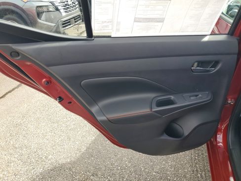 New 2025 Nissan Versa SR w/ Trunk Package image 13