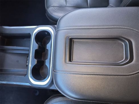 Used 2020 GMC Sierra 1500 SLT image 21