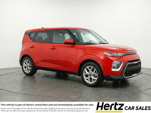 Used 2025 Kia Soul LX w/ LX Technology Package image 1