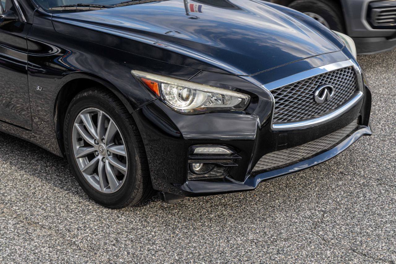 Used 2015 INFINITI Q50 AWD w/ Moonroof Package image 9