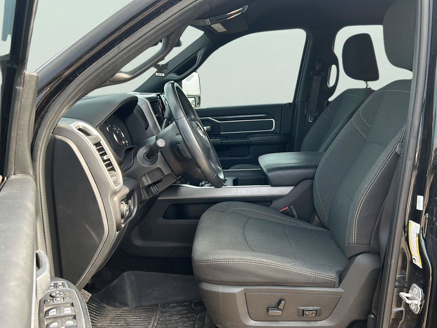 Used 2023 RAM 2500 Lone Star w/ Night Edition AWD/4WD image 7