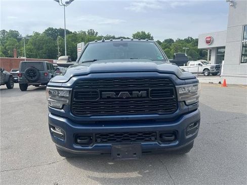 Used 2022 RAM 3500 Limited AWD/4WD image 2