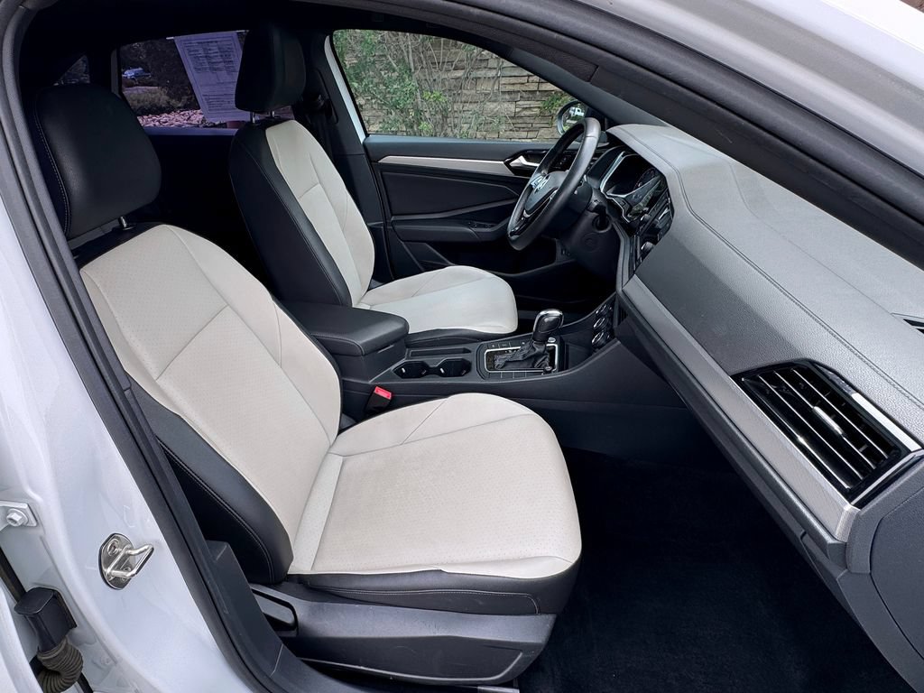 Used 2020 Volkswagen Jetta R-Line FWD image 36