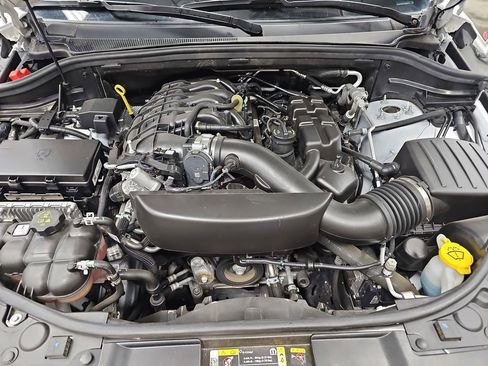 Used 2024 Dodge Durango GT image 30