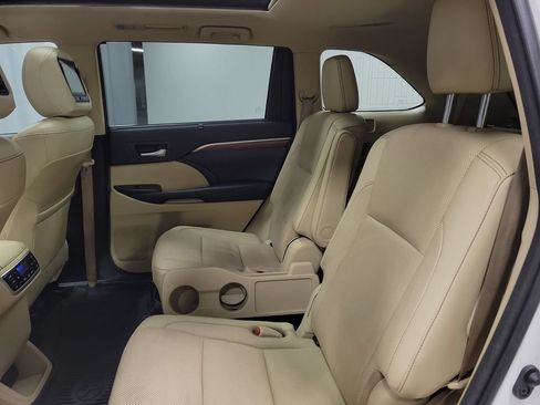 Used 2018 Toyota Highlander Limited Platinum AWD/4WD image 21