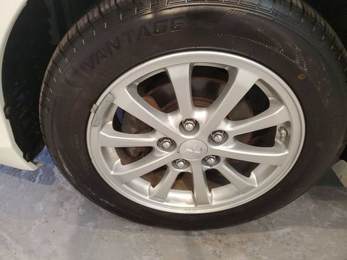 Used 2010 Mitsubishi Lancer ES FWD image 29