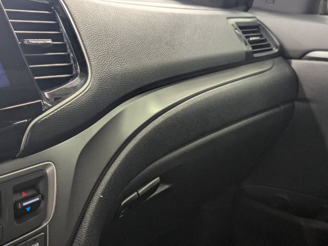 Used 2025 Honda Passport EX-L image 29