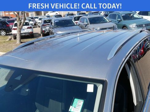 Certified 2023 Volkswagen Tiguan SE image 11