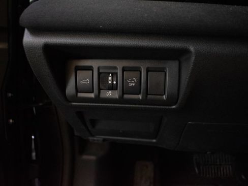 Certified 2025 Subaru Outback Premium AWD/4WD image 19