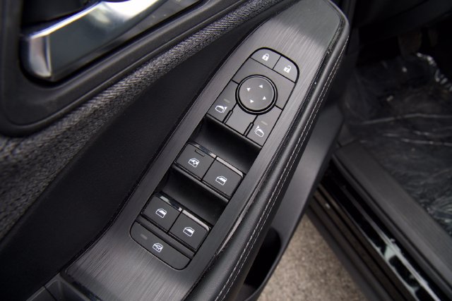 Used 2023 Nissan Rogue SV AWD/4WD image 14