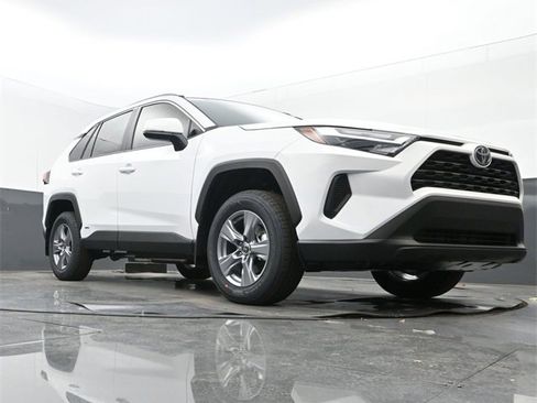 New 2025 Toyota RAV4 XLE w/ Convenience Package image 24