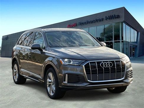 Used 2023 Audi Q7 2.0T Premium w/ Convenience Package image 7