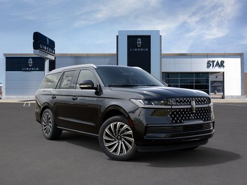 New 2027 Lincoln Navigator Black Label AWD/4WD image 4