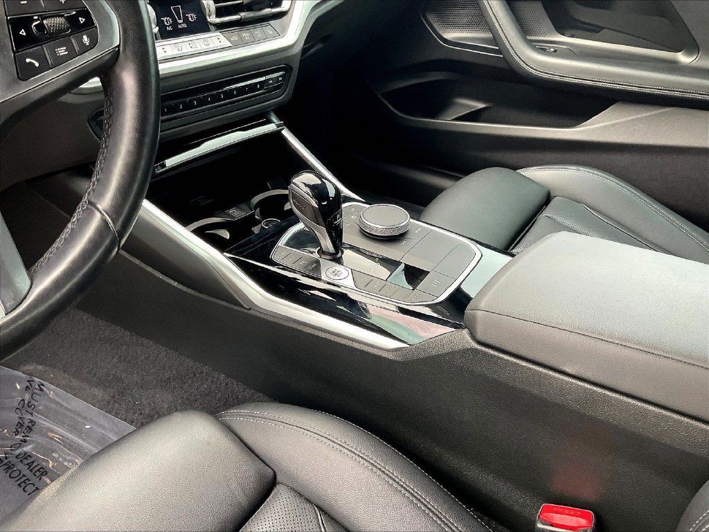Used 2022 BMW 230i Coupe w/ Premium Package 2 RWD image 17