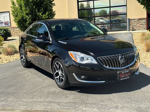 Used 2017 Buick Regal Sport Touring FWD image 77