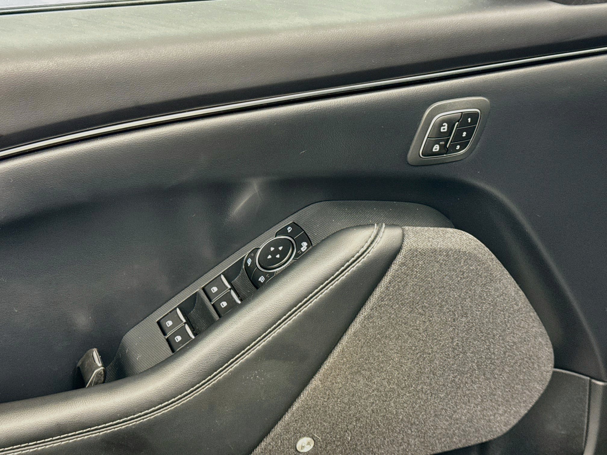 Used 2023 Ford Mustang Mach-E Premium AWD/4WD image 15