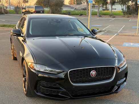 Used 2020 Jaguar XE S image 20