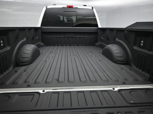 Used 2024 Ford F250 Lariat w/ Lariat Ultimate Package AWD/4WD image 18