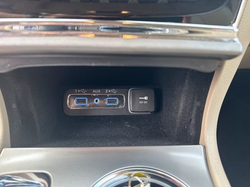 Used 2021 Jeep Grand Cherokee Limited w/ Trailer Tow Group IV AWD/4WD image 23