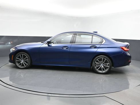 Used 2019 BMW 330i xDrive Sedan w/ Premium Package AWD/4WD image 4