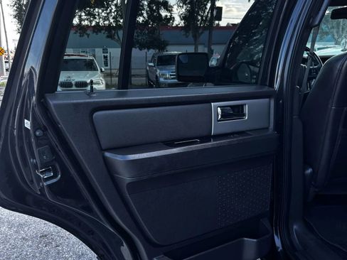 Used 2012 Ford Expedition Limited image 13